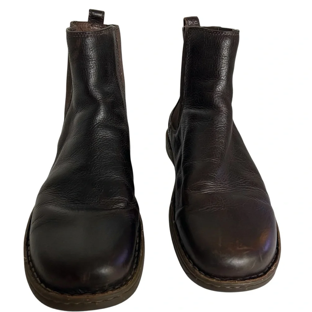 UGG Men’s Size 10.5 Brown Leather Chelsea Boots Pull-On Winter Fall Boot - Picture 2 of 8